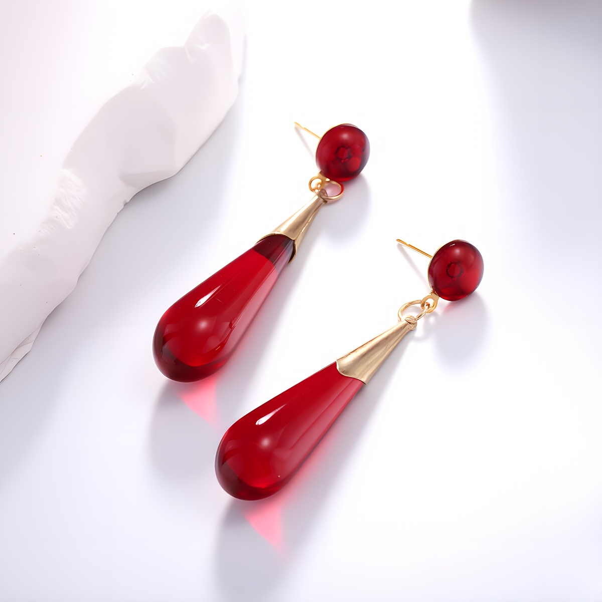 TEMU 1 par de aretes rojos de , elegantes, con estilo y clásicos, de jade de con diseño transparente y elegante, adecuados para regalar y uso diario