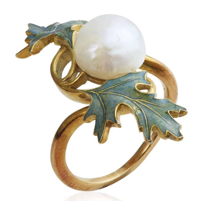 Women's Vintage Leaf Design Enamel Ring