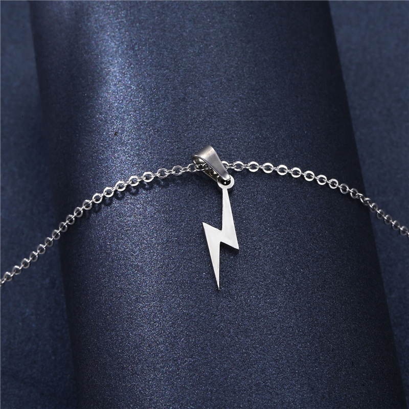 Creative Hip Hop Lightning Pendant Necklace, Unisex Style