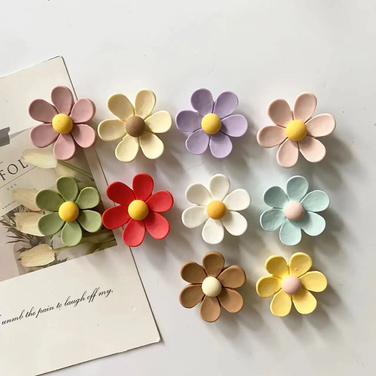 E-shop 10 bunte Fünfblüten-Blumenharz-Kühlschrankaufkleber, Deko-Magnet für Zuhause Geschenk