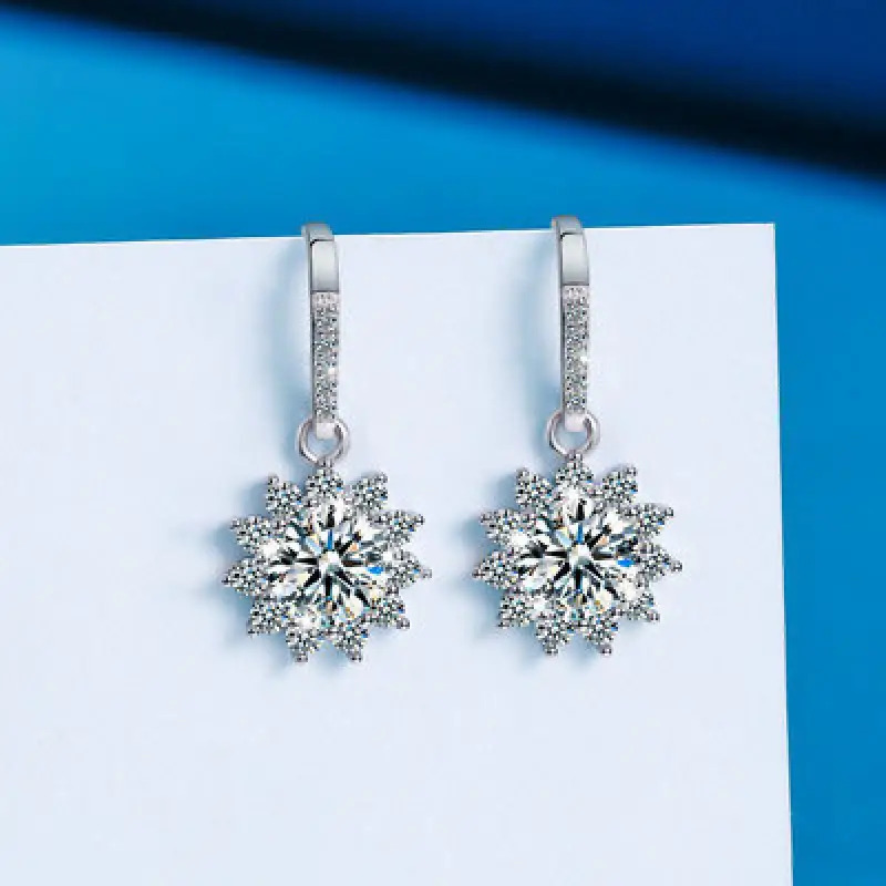 TEMU Exquisite Moissanite Sun Pendant Earrings - Carat Stud Earrings, Suitable For Banquet Jewelry, Christmas Day, Sun Pendant Earrings, Fall/ Winter