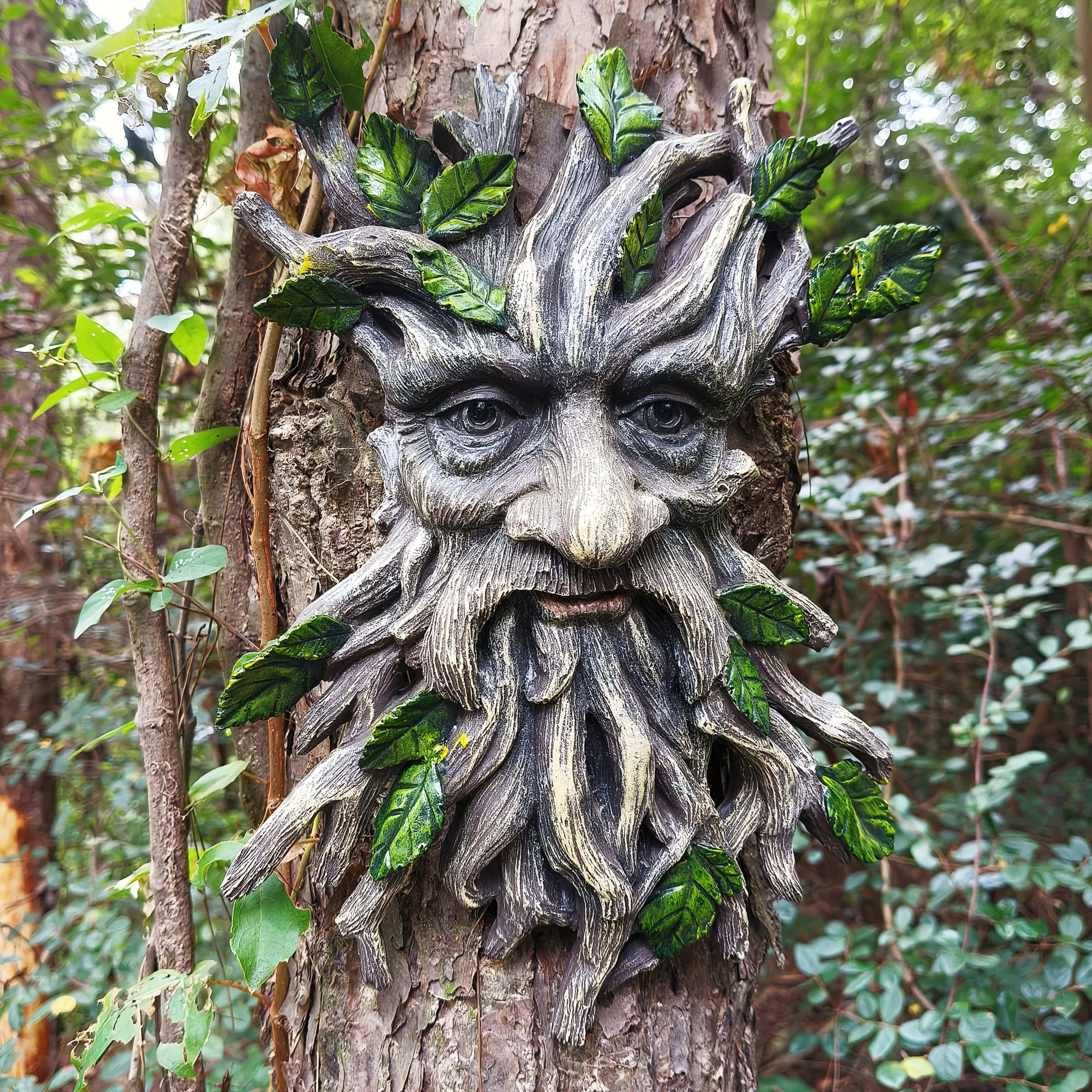 E-shop Ein Harz Baumgeist, Baum Monster, Halloween und Weihnachts Garten Dekoration für den Hof, Rustikale Harz Handwerkskunst, Geeignet zum Aufhängen