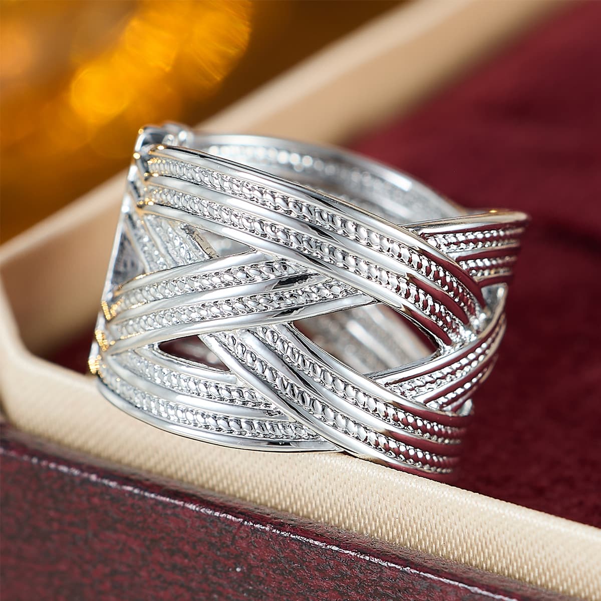 Unisex Twisted Wire Cross Open Ring, Artistic Style