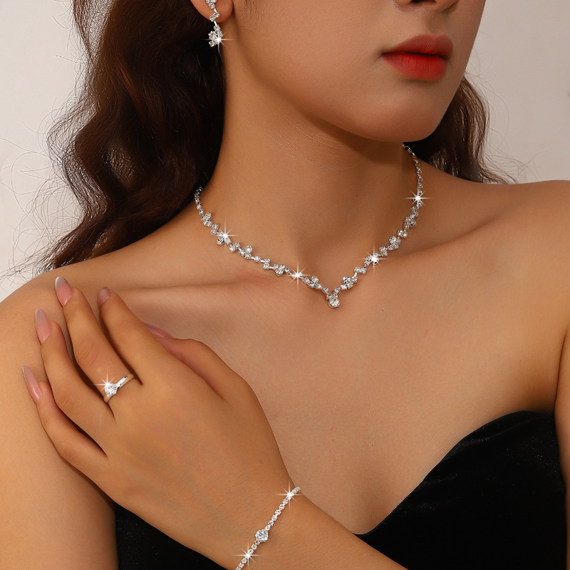 Silvery Irregular Flash 4pcs Jewelry Set with Necklace and Earrings
