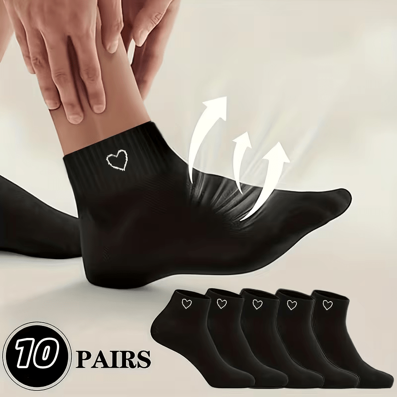 10 Pairs Black And White Heart-patterned Couple's Socks | Breathable, Moisture-wicking, Casual For Sports Style, Ideal For Sports Shoes And Casual Socks Wear, Perfect Valentine's Day Gift