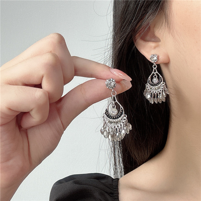 TEMU Vintage Ethnic Style -like Tassel Earrings With Simulated Accents, Metal Teardrop Studs, Bohemian Dangle Earrings