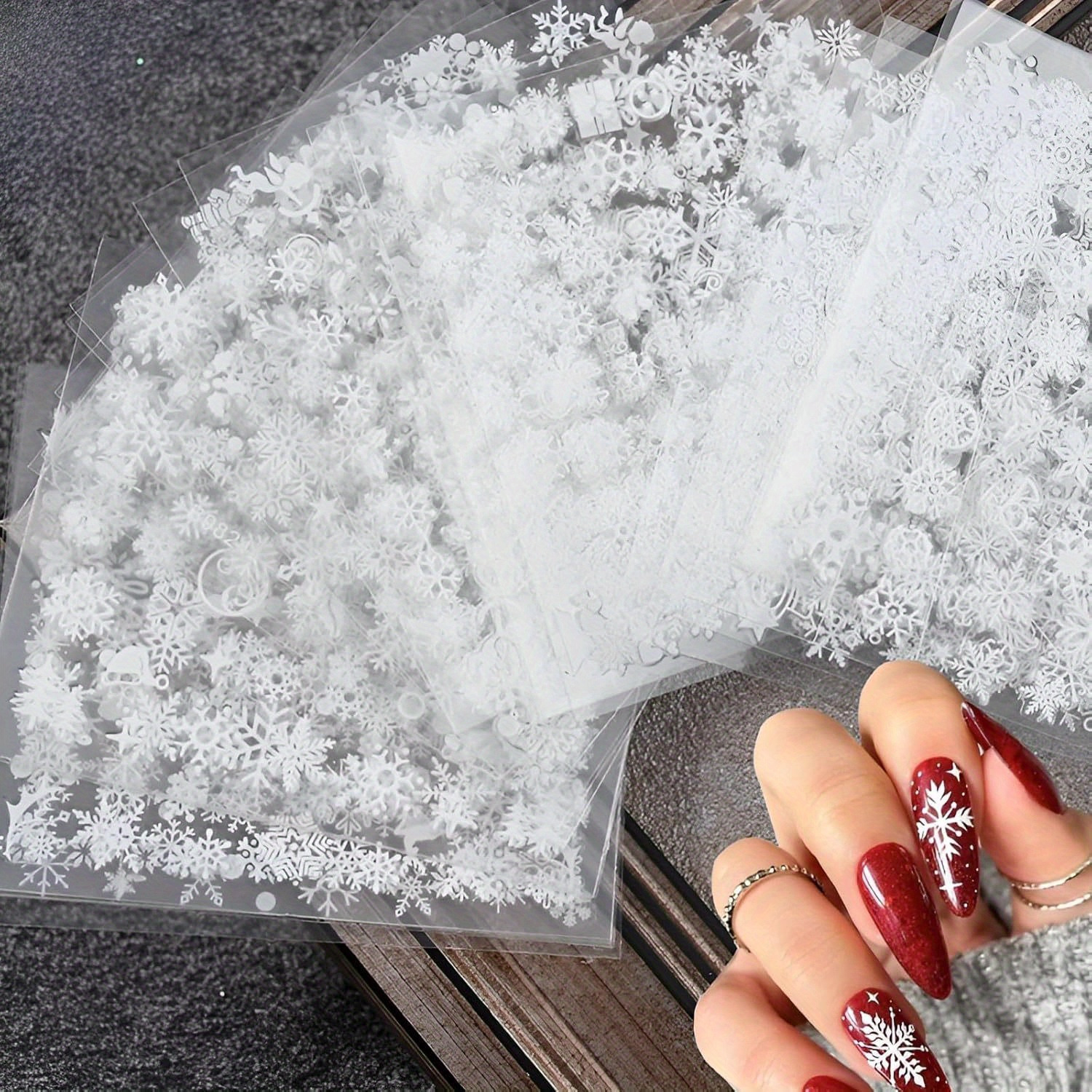 TEMU 30 Hojas de Stickers y Calcomanías Navideñas para Uñas, Adhesivos 3D de Copo de Nieve, Stickers Autoadhesivos para Uñas, Blancos, Muñecos de