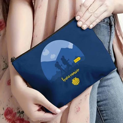 1pc de Makeup Bag - Navy Blue de Design with , Crosses - Compact Travel Organizer for Women, Makeup, Toiletries, Essentials - Travel, Gym, Camping, Business - Ideal de Gift for & Travelers, Travel Makeup Bag, Toiletry Storage, Night Design, Sturdy Zipper Closure, Durable Zipper Pull