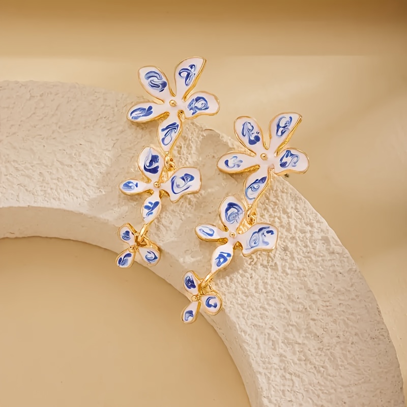 TEMU 1 Pair Of Retro Ethnic Style Hand-painted Blue Floral Porcelain Flower Women's Stud Earrings Suitable For Daily Party Wear (halo Dyeing Pattern