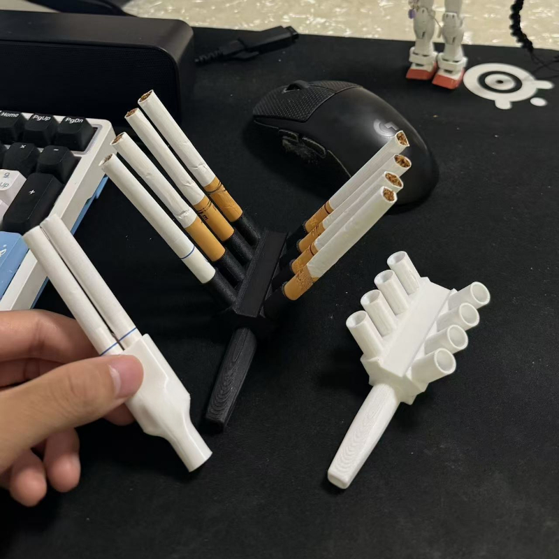1pc shaped 8 cigarette capacity