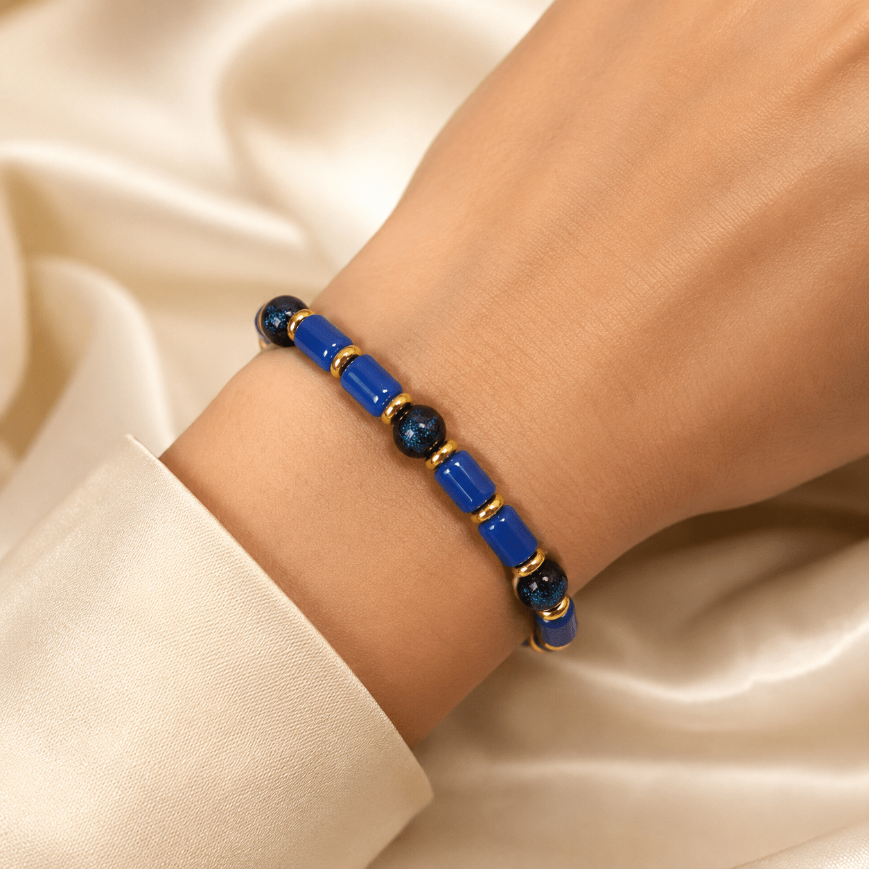 Modern Minimalist Blue Cylindrical Beaded Stretch Bracelet
