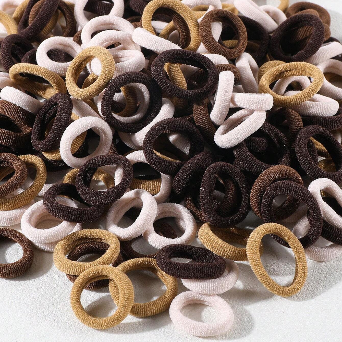 Set of 300 Colorful Basic Hair Ties And Scrunchies for, Including Ponytail Holders And Rubber Bands That Are Gentle on Hair, Perfect for Everyday Use.