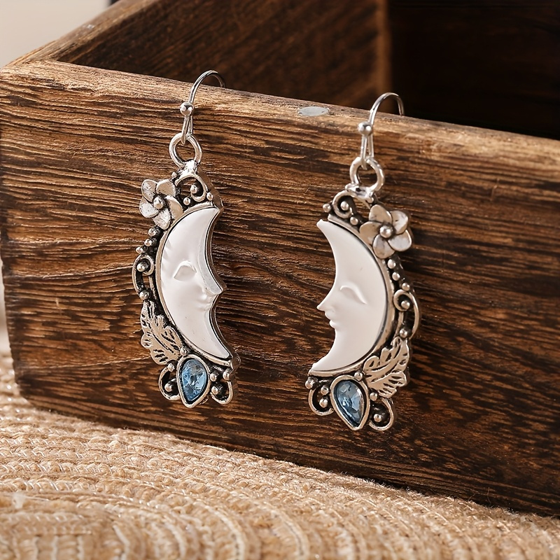 Image of Bohemian, Retro Style, Copper Metal Silvery Plated, Flower Leaf Earrings, With Blue Sparkling Zirconia Decorative Pendant Earrings, Women's Exquisite Gift