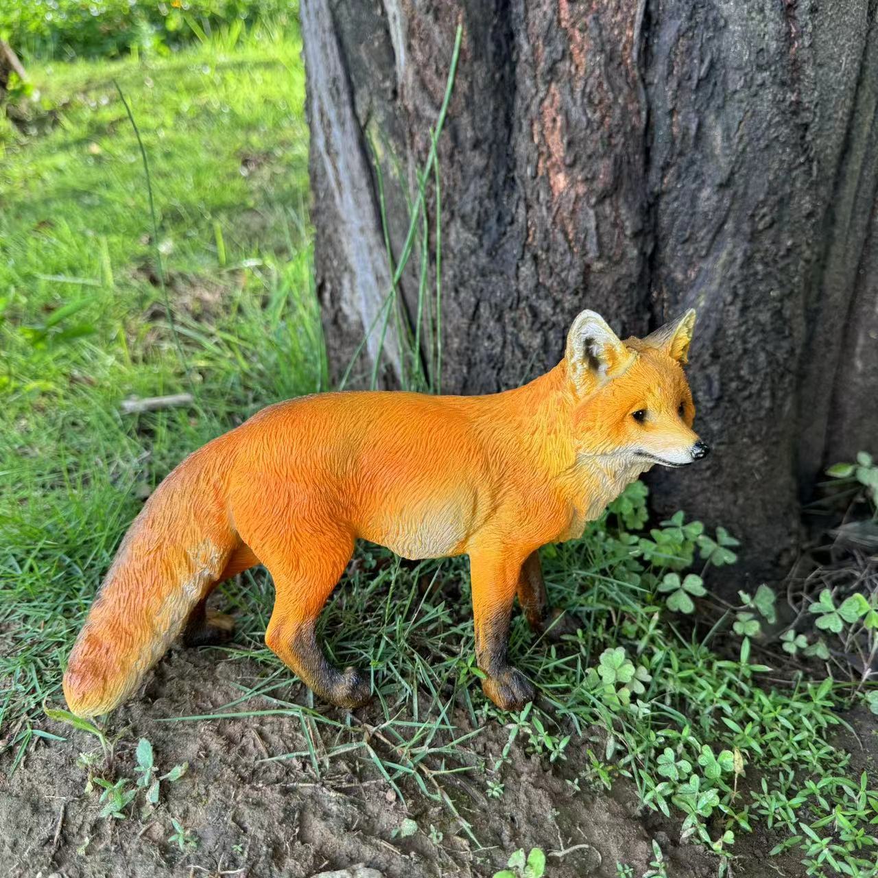 Image of Elegant Resin Fox Figurine - Indoor & Outdoor Decor, Adds Charm To Gardens, Lawns & Patios, Standing, Tabletop Decor