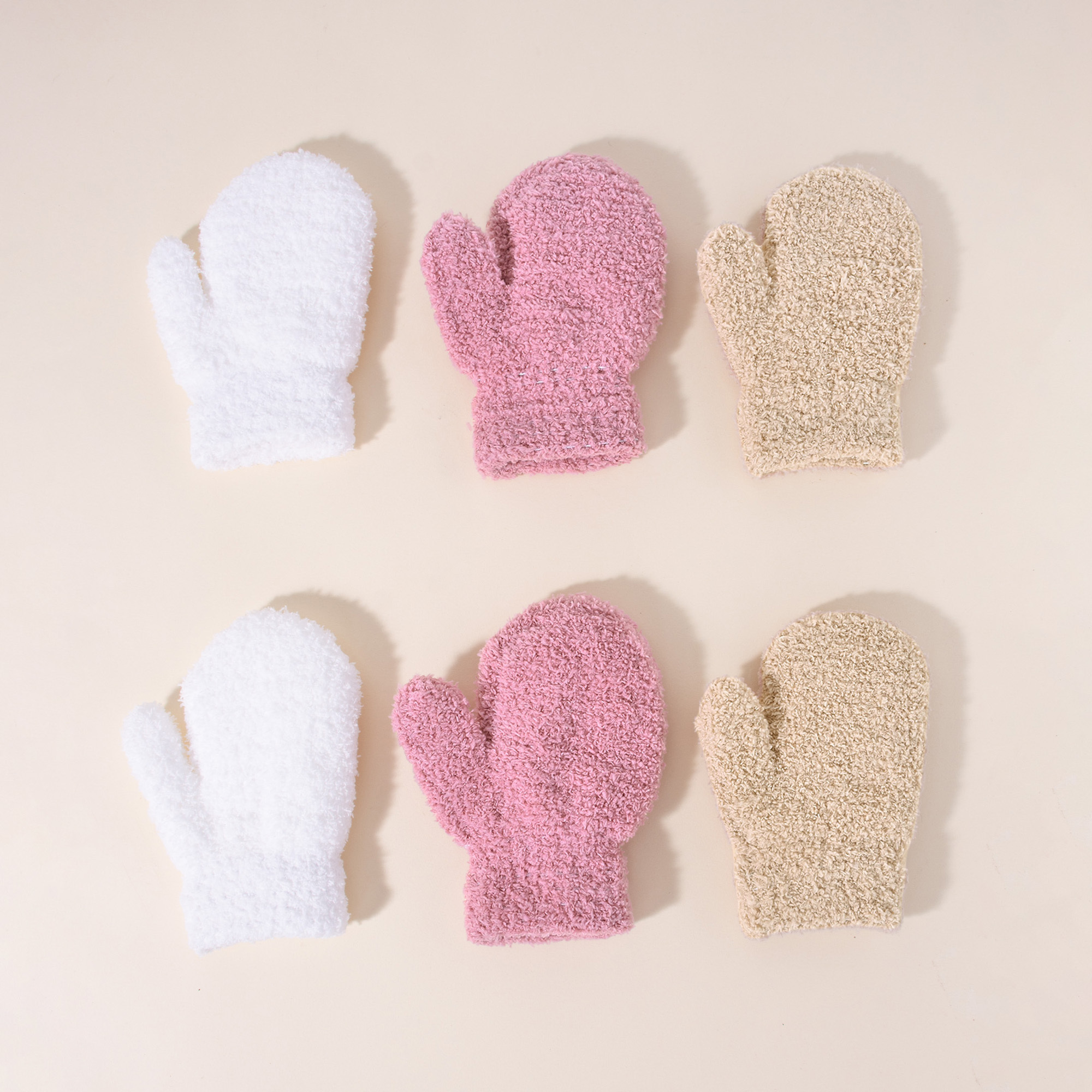 Image of 3 Pairs Of Children's Winter Coral Thick Mittens, Infant Baby Warm Gloves For Chewing And Ing Prevention, Suitable For Daily Casual Outfits & Cold Weather Commuting