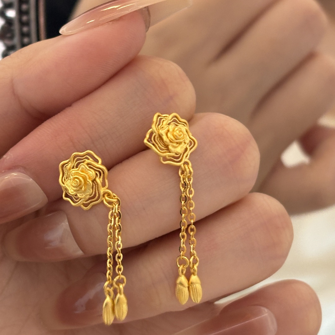 TEMU 1 Pair Of Stylish And Versatile Chinese-style Hollow-out Rose Flower Tassel Elegant Women's Fashion Stud Earrings, Suitable For Daily Wear And