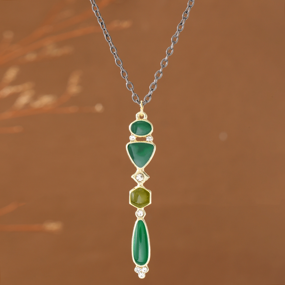TEMU Retro Ethnic Style Rectangular Irregular Inlaid Multi-shape Green Synthetic Zirconia Women's Pendant Necklace Suitable For Wedding Parties And