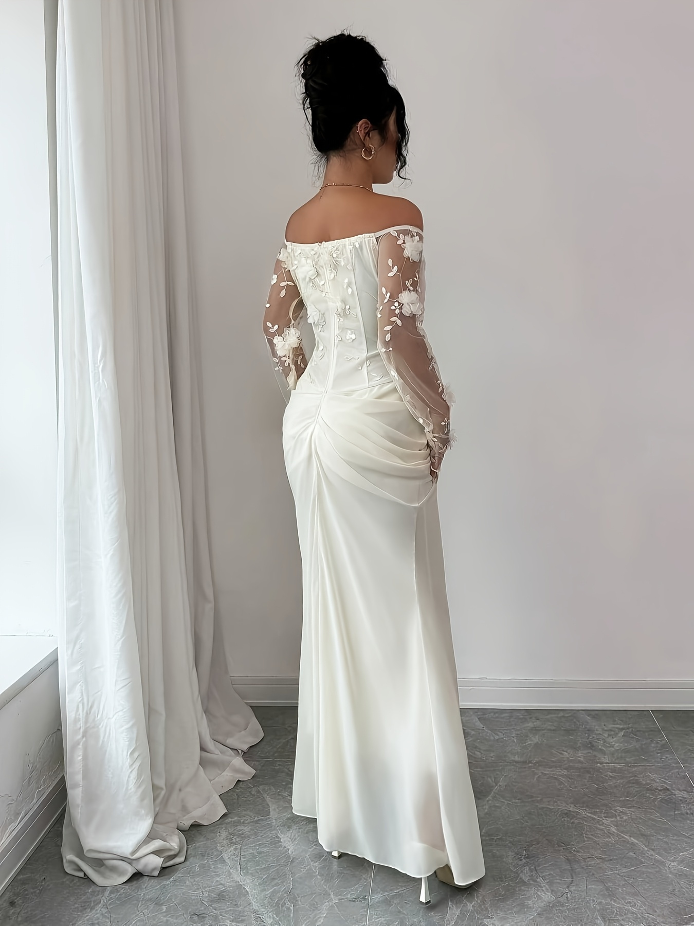 Robe Maxi Femme Tendance Élégante Unie Brodée Patchwork Maille Épaules Dénudées Ruchée Manches Longues, Idéale pour Rendez-vous en Plein Air, Soirées, Dîners, Mariages, Saint-Valentin et Tenue Décontractée