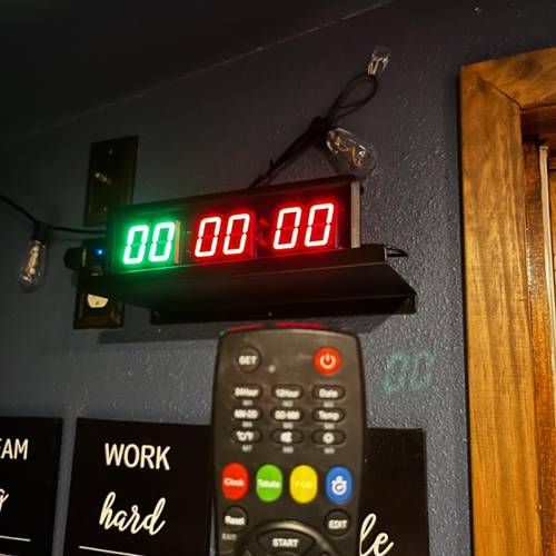 usb powered led with remote control for countdown up timing stopwatch and clock suitable for home gym workouts without battery