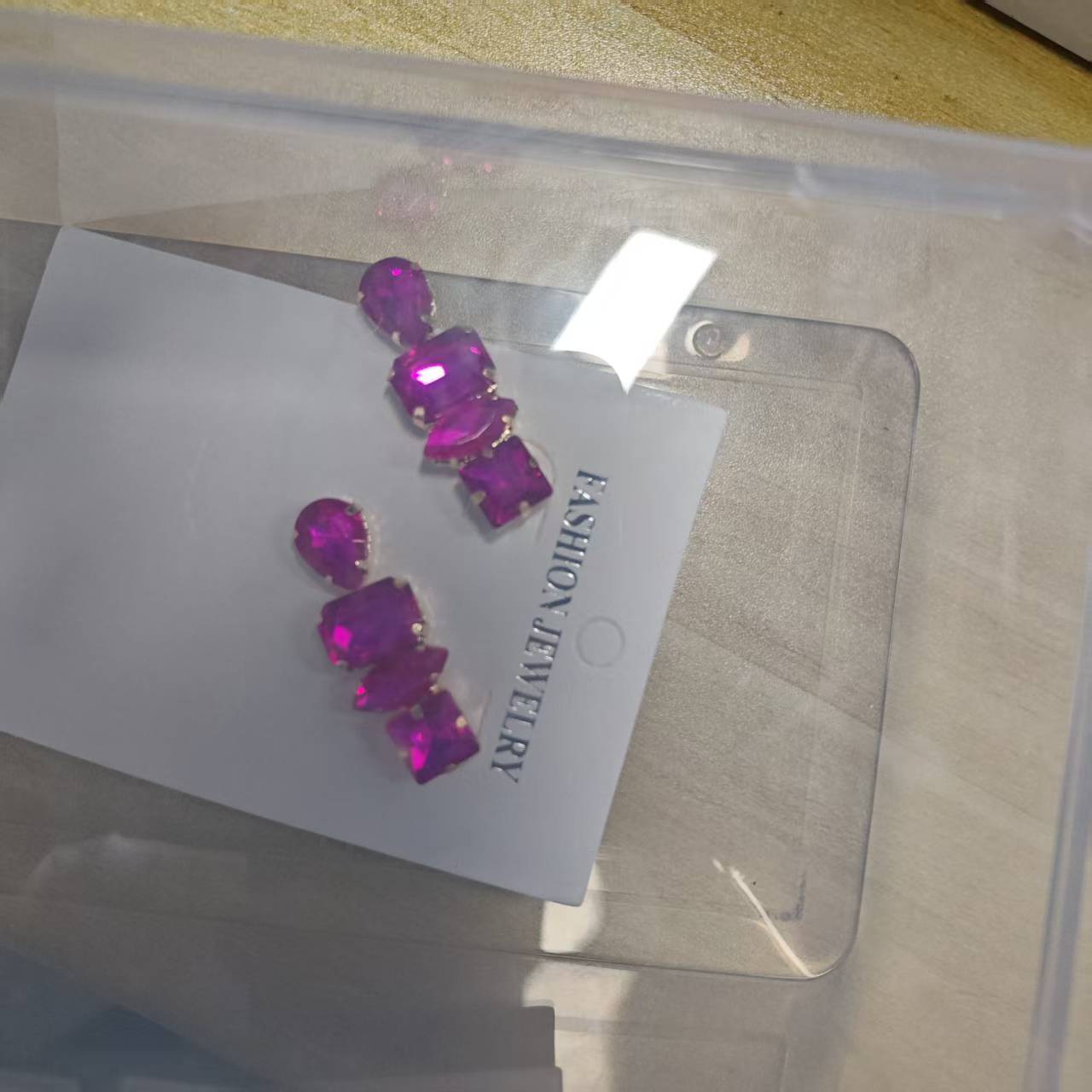 [shimmering And ] Earrings, Through Geometric Cutting Techniques, Feature Star Patterns And Are Suitable For Wearing On The . Are Meticulously Made, A Luxurious Style, Multiple Functions, And A