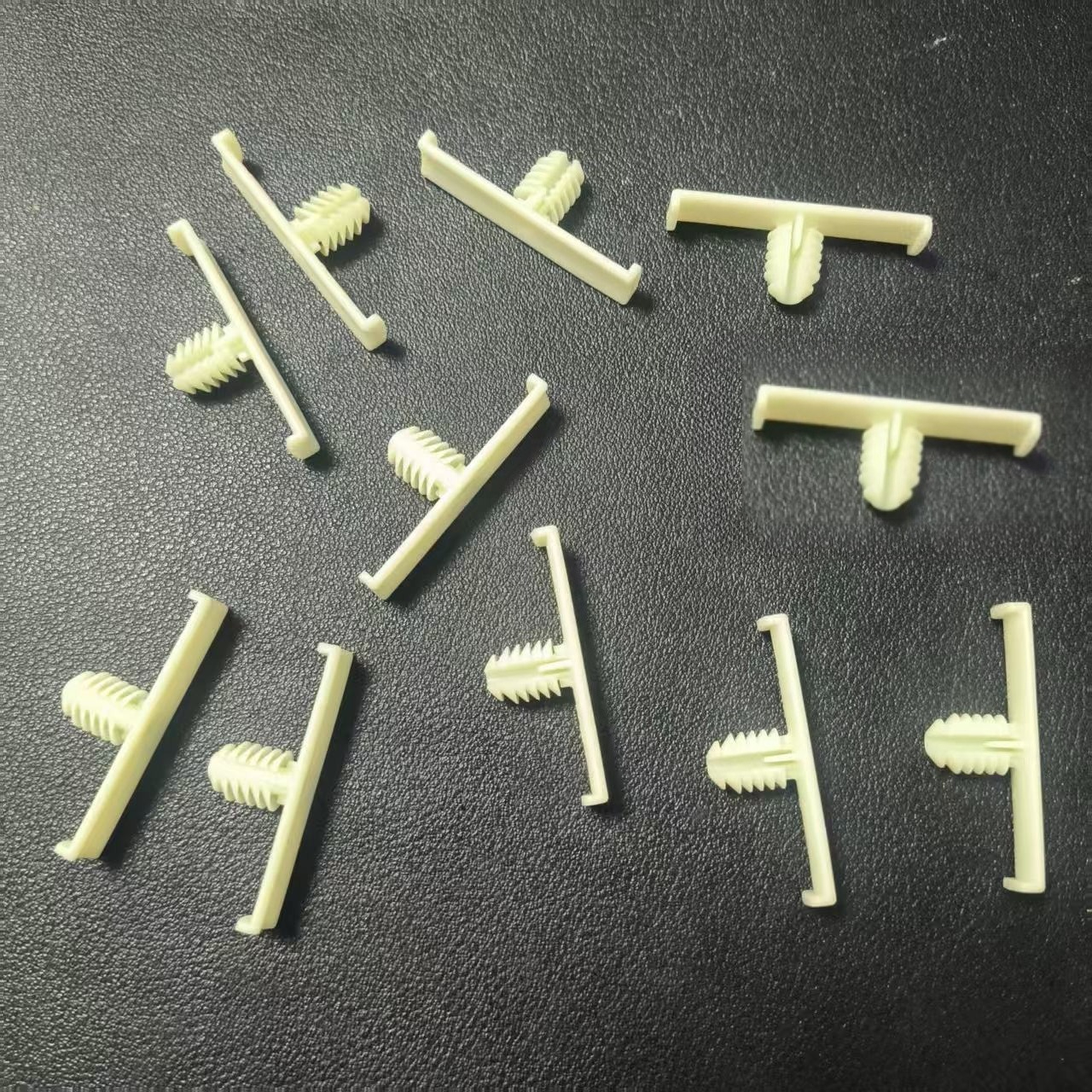 TEMU 11pcs Automotive Wiring Harness Clips, Door Panel Clips, Front Wall Sheet Brackets, Fixed Buckles, Plastic Clips, Suitable For , Magnum, And