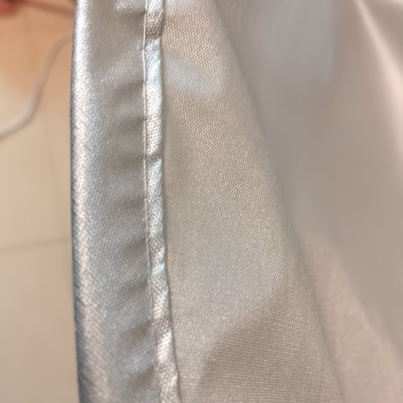 1pc of barber hair cutting cape hairdressing apron portable salon tools for hairstylists Product details 4