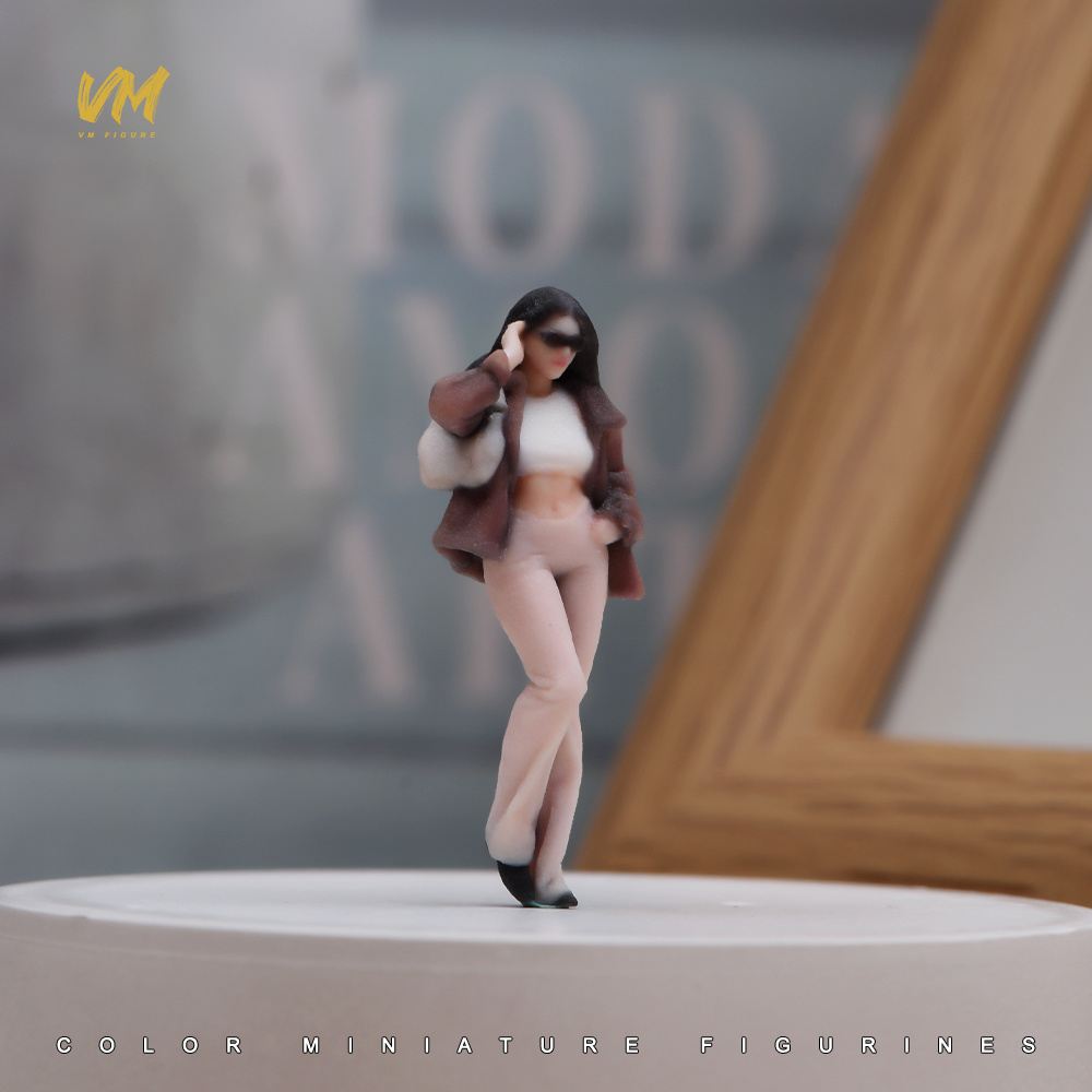 TEMU Miniature Figures Model, 1/64 Scale Resin Wearing A Fashionable Model Walking Diorama Model Fit For Ho Scale Train Scene Model, Study Desktop