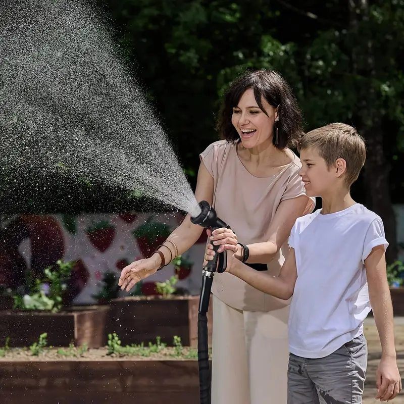 22 86metergarden hose with 8 function nozzle leak proof design quick connect universal connector threadt heavy duty rubber hose for outdoor pet washing car cleaning yard care compact storage fit garden hose holder Product details 7