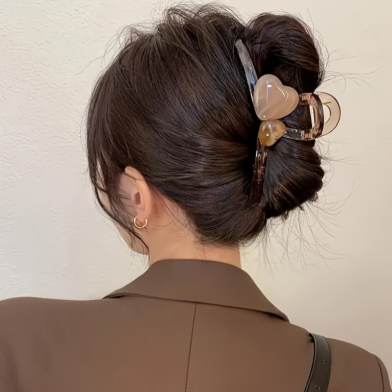 Image of 1pc Clear Large Hearts Ladies Hair Clip For Ladies With Thick Hair, Perfect Gift For Valentine's Day, Decoration