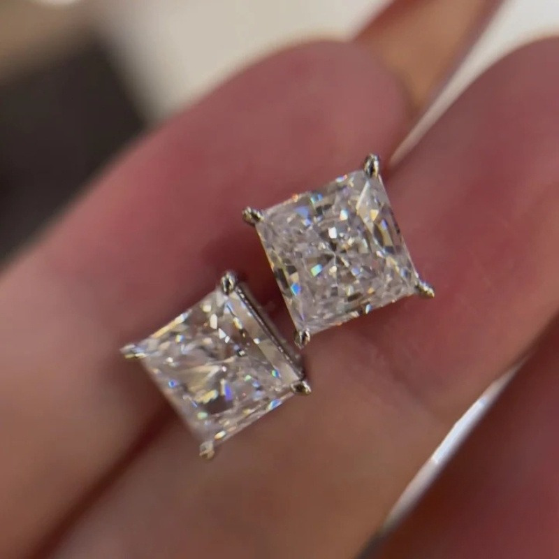 Women's 0.5/1 Carat Square Synthetic Zirconia Earrings