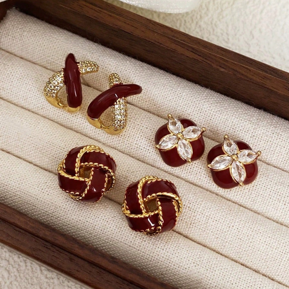 TEMU 3 Retro Fáciles Elegantes Diario Desplazamiento Geométrico Goteo Flor Cruz Moda Aretes de Punta Set