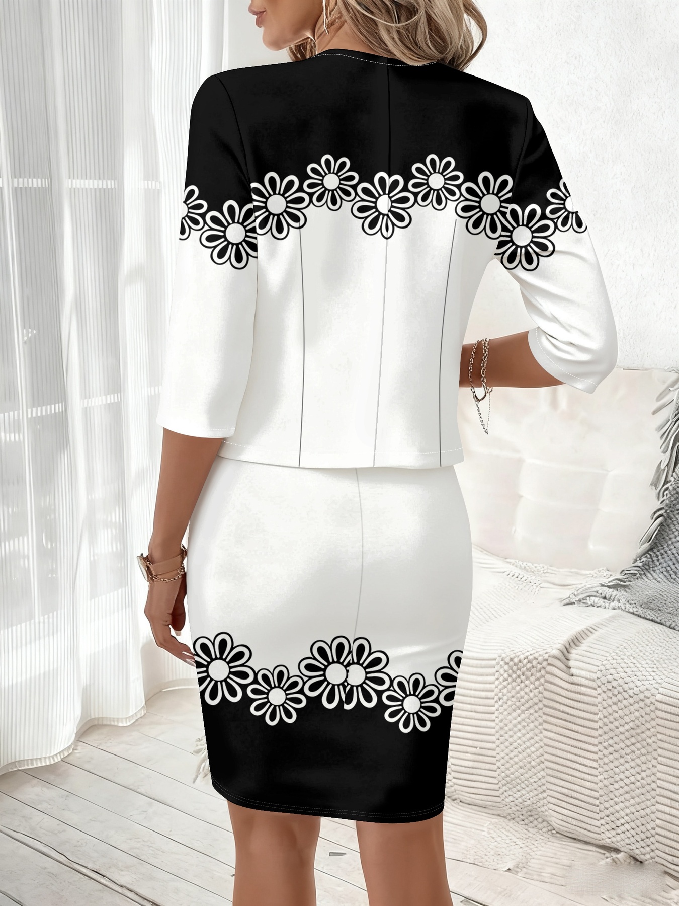 Casual Style Printed Design Black And White Daisy Pattern Round Neck Dress Set