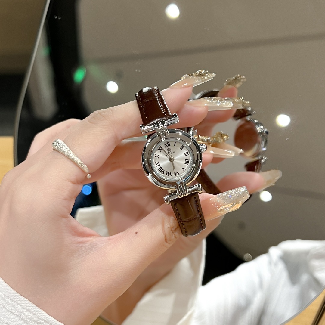 TEMU This Latest Women's Watch Is Stylish And Luxurious, Making It For A Or A 1