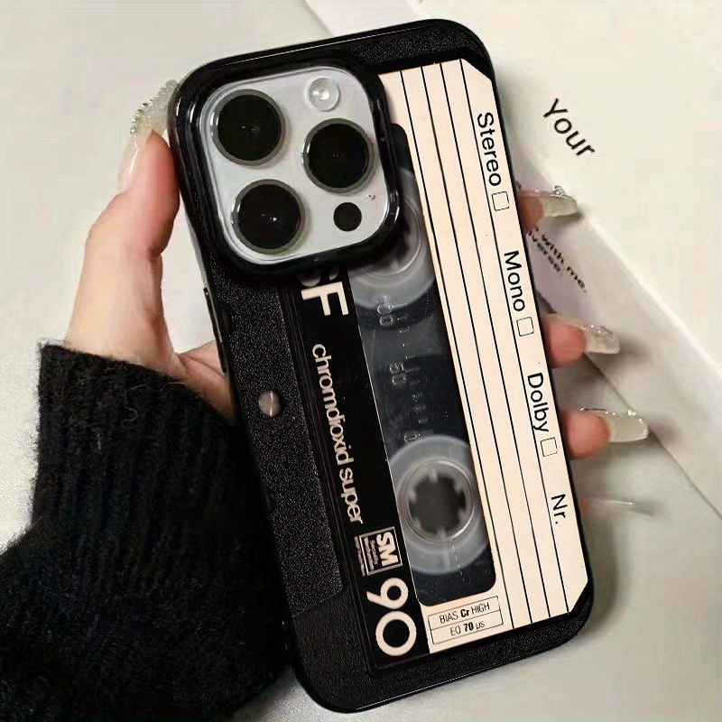 retro phone case Qatar