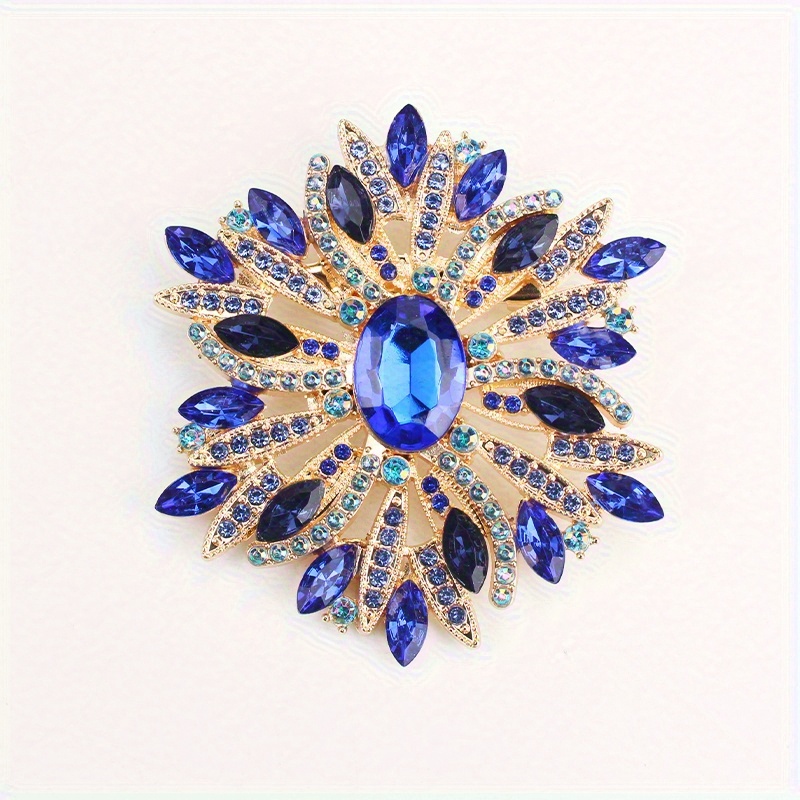 E-shop Blumenförmige Brosche - Strass & Design