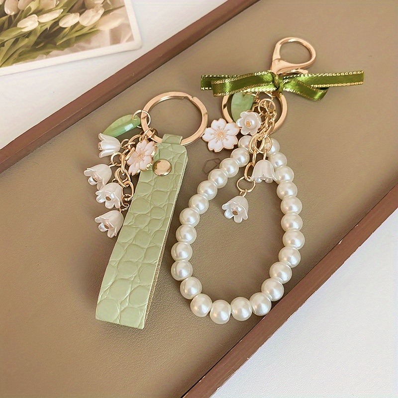 E-shop 2 Stück Maiglöckchen-Blumen Schlüsselanhänger für Frauen – Modische, süße Schlüsselketten in Grün – Fairycore Accessoires