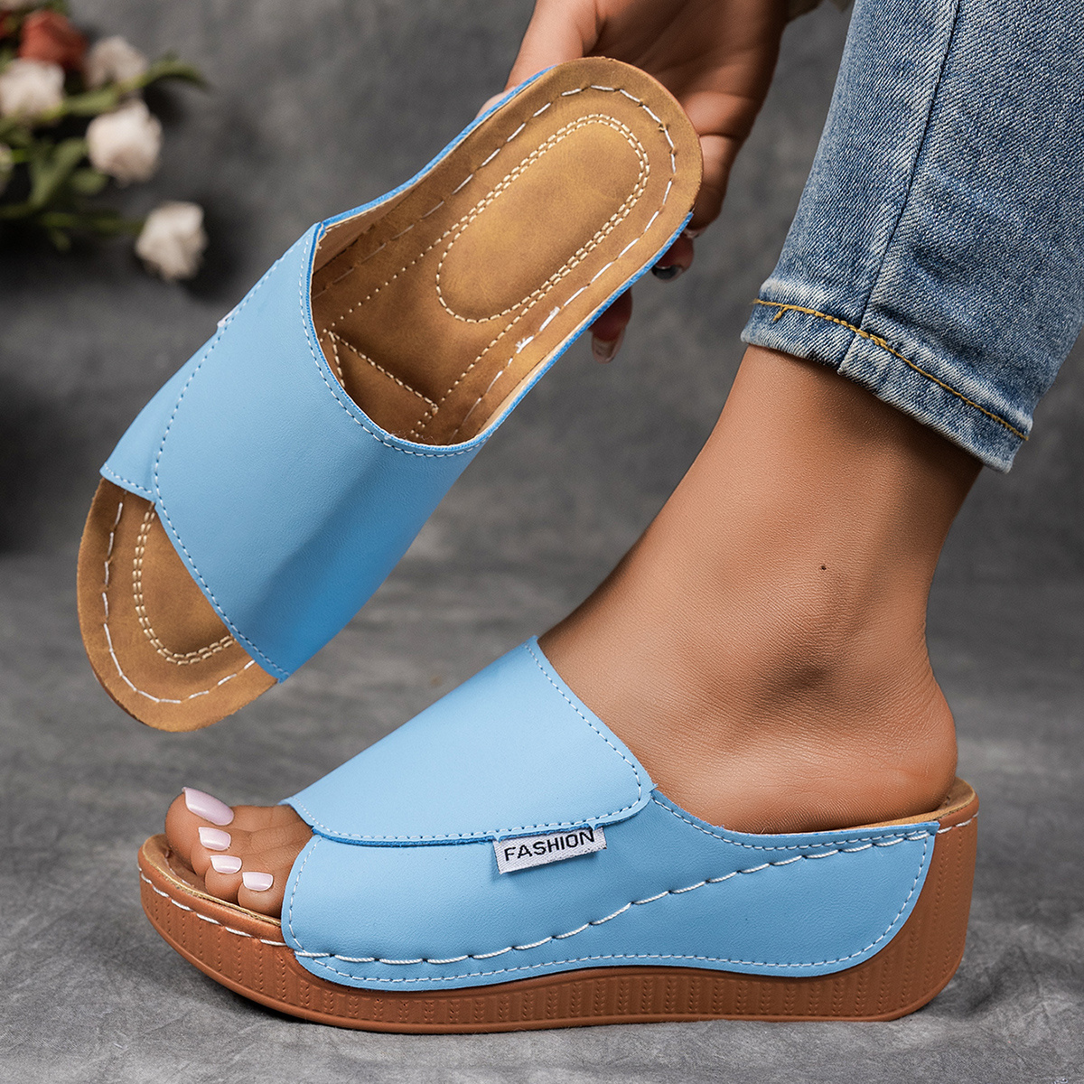 Summer New Wedge Slippers Women'S Soft Sole Anti-Slip Casual Versatile Thick-Soled Sandals Plus Size Women Shoes