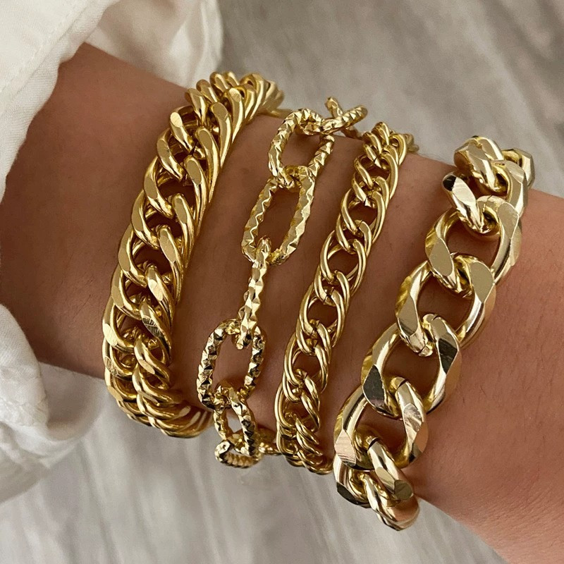 TEMU Ensemble de 4 bracelets pour femmes, bracelets à chaîne dorée, chaîne épaisse, style exagéré, tendance mode, empilables, streetwear, hip-hop