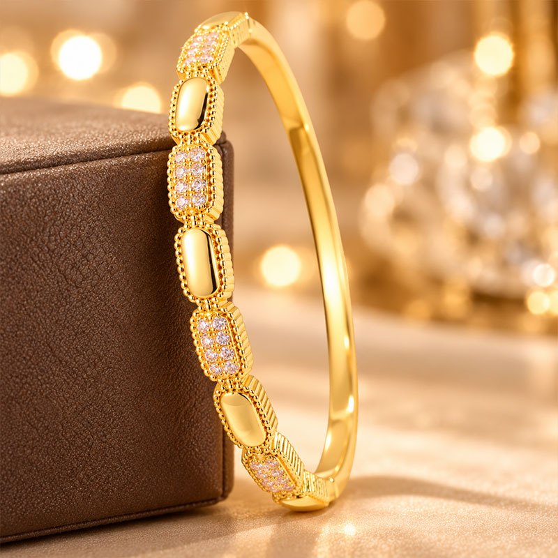 4pcs Women's Stackable Bracelet Set, Zirconia & Oval Design