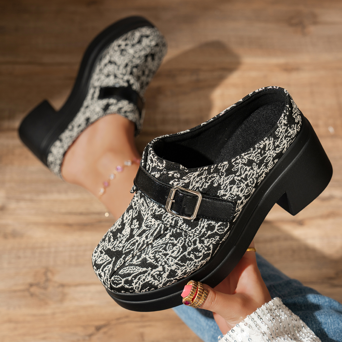 TEMU Retro Jacquard Block Heel Closed Toe Mules, Platform Clogs, Niche High-end Outdoor Slippers, Women Shoes