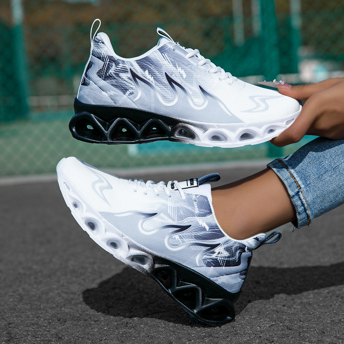 Sneakers, Men's Gradient Running Shoes, Low--cushioned Shock-absorbing Men's Sports Shoes, Suitable For Outdoor Hiking, Gym, Trekking, And Training Workouts