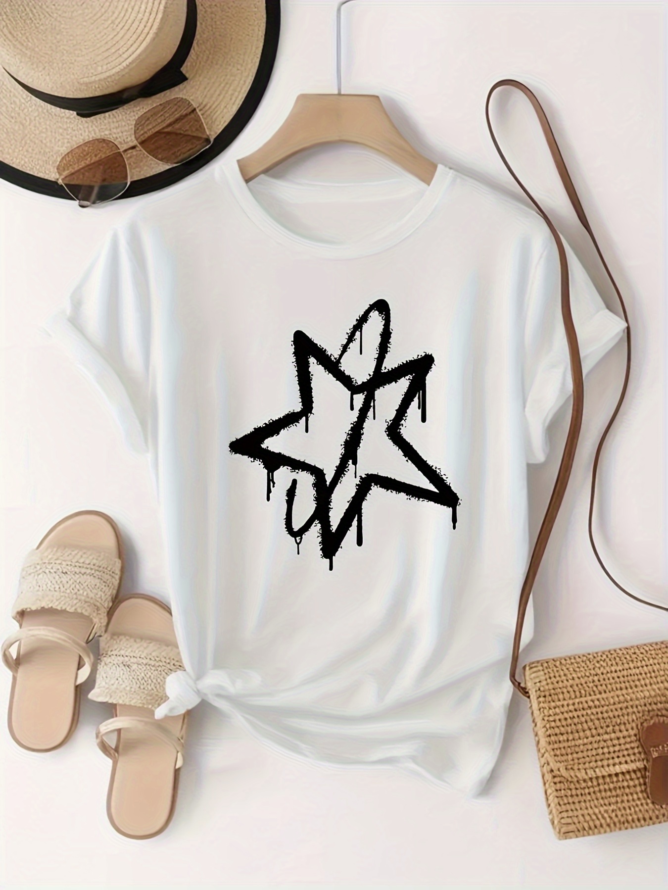 Women's Casual Short Sleeve T-Shirt with Bold Geometric Star Print - White & Black Round Neck Top, Regular Fit Machine Washable for Spring Summer Casual Attire, Ladies T Shirts, Versatile Wardrobe Staple, Modern Graphic Tee, Lightweight Top, Print Blouse, Styleconscious Shoppers