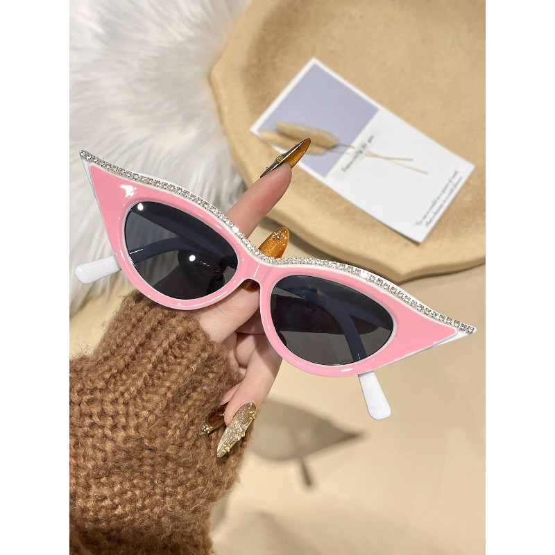 Cat-Eye Retro Sunglasses