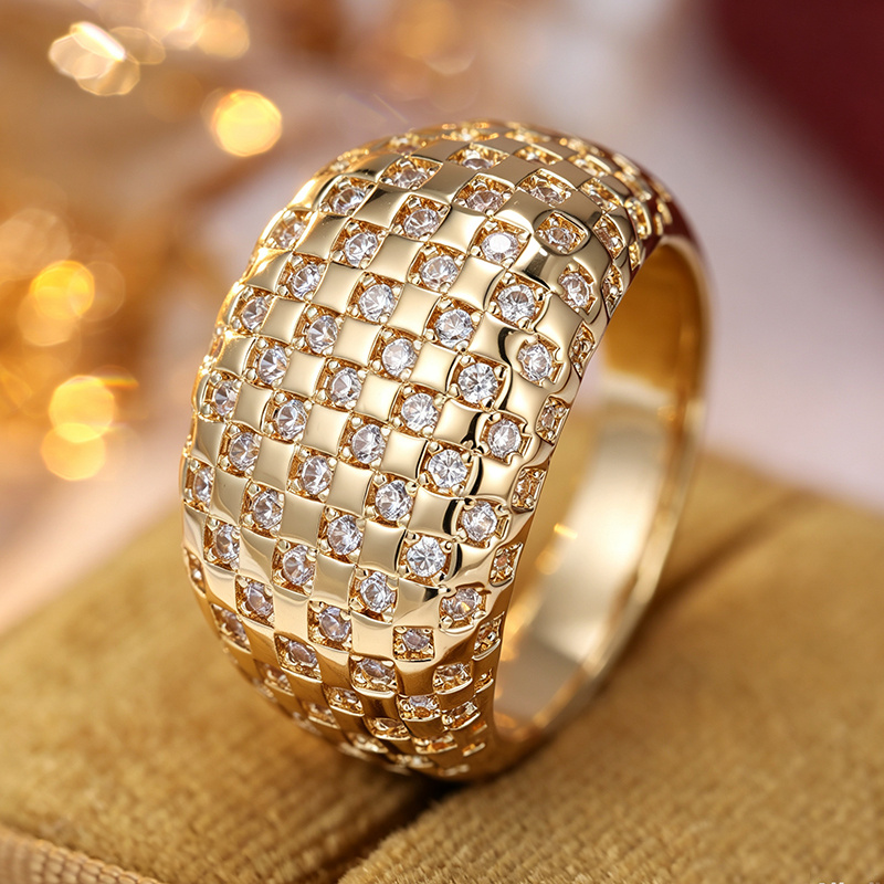 Women's Wide Fashion Ring with Grid Design and Synthetic Zirconia