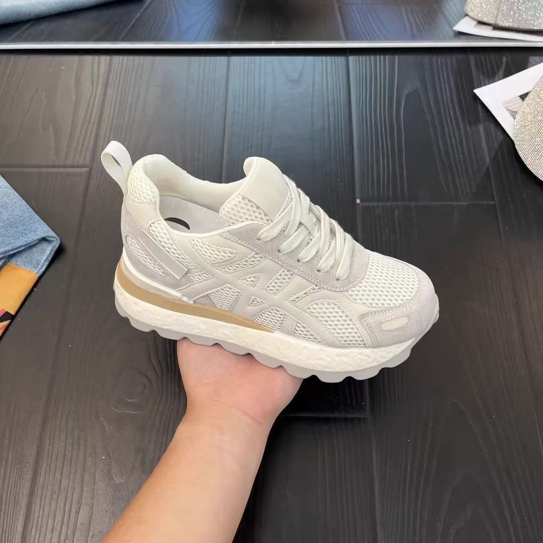 Image of European And Summer Thin Mesh Breathable Sports Shoes, Lightweight Thick-soled Height-increasing Sneakers, Retro All-match Non-slip Soft-soled Casual Women's Shoes For Daily Wear, Women Shoes