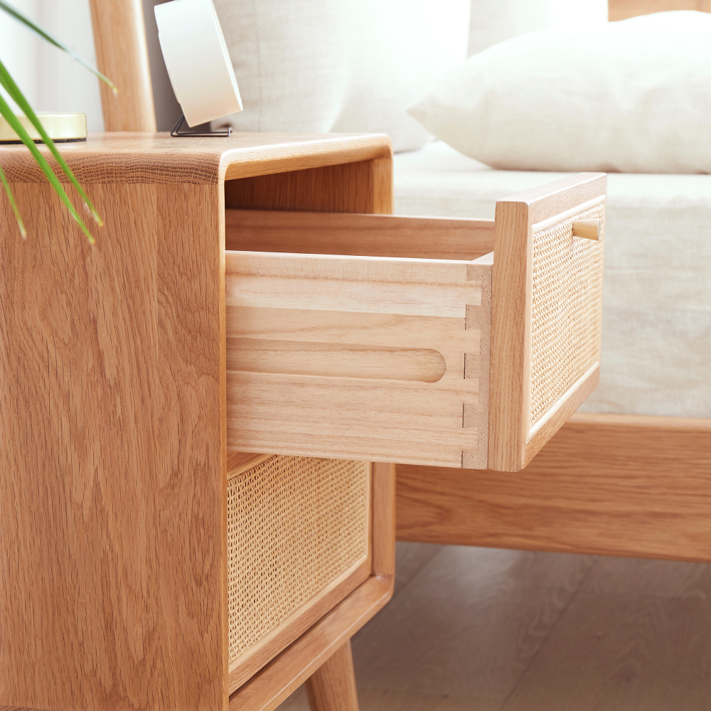 Pure Solid Wood Bedside Cabinet Modern Easy Nightstands North America Oak Bedside Cabinet Nordic Bedroom Solid Oak Storage Cabinet 15.75inch