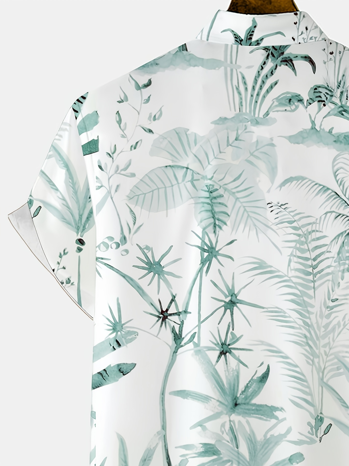 Men'S Hawaiian Shirt - Tropical Palm Tree Print Button Beach Shirt, Lightweight Non-Stretch Fabric for Vacation, Poolside And Formal Occasions - Machine Washable Menswear