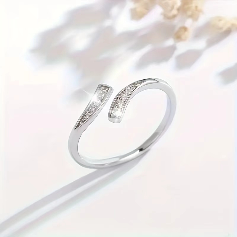 1pc Fashion Exquisite Elegant 925 Silver Plated Rings with an Open Design, Making Them the Best Choice for Gifts During Ramadan, Easter, New Year, Valentine' s Day, and Birthdays