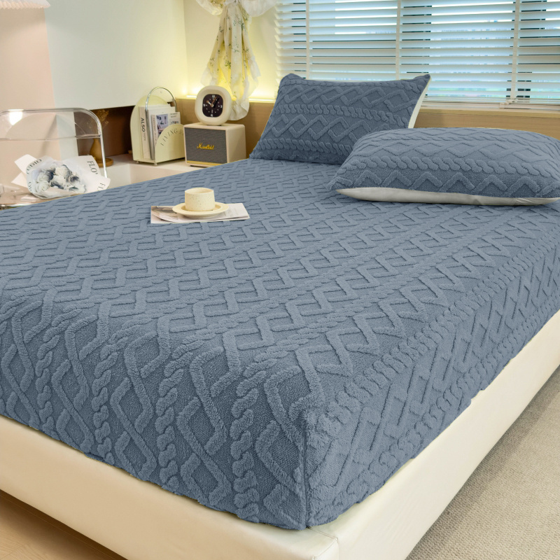 Tofu Fleece Fitted Sheet Queen Size Ultra Soft Plush Velvet Feel Cozy Warm Bedding Deep Pocket Elastic