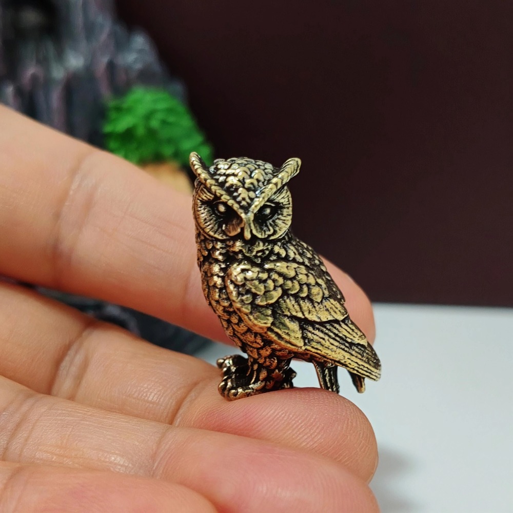 E-shop Messing Eulenfigur, Deko für Zuhause oder Büro, Tier Skulptur als Geschenk oder Schreibtischdekoration